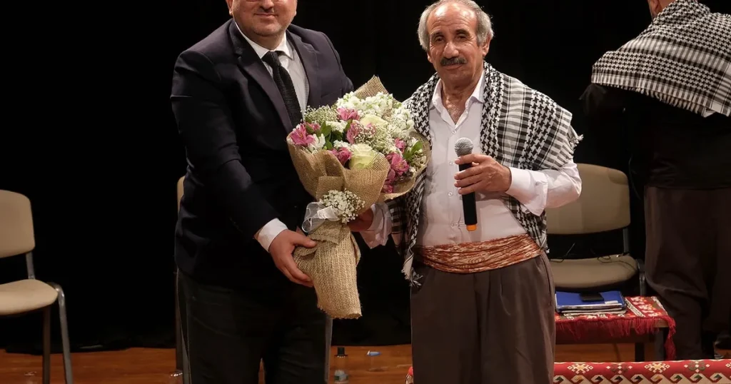 anadolunun-zengin-kulturu-ve-gelenegin-izleriyle-coskuya-donustu-OFPJlUxk.webp