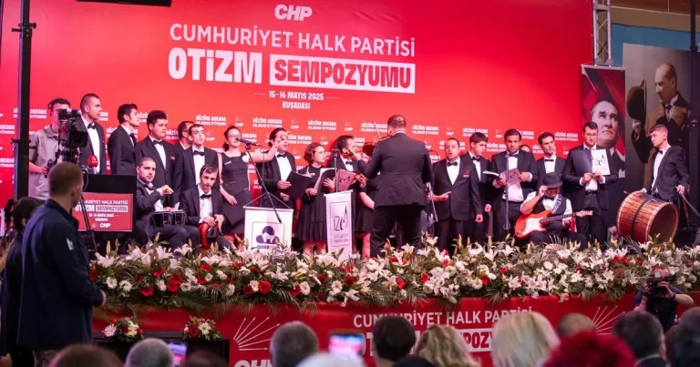izmirin-otizm-projeleri-ornek-gosterildi-Q4PW7cui.webp