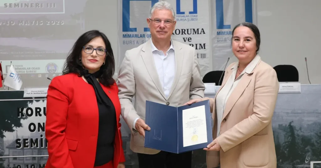 mudanyada-tarihi-dokuyu-korumak-icin-adim-ZNTLjUjd.webp