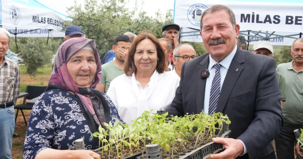 mugla-milasta-300-ureticiye-dagitim-gerceklestirildi-PywFLWsw.webp