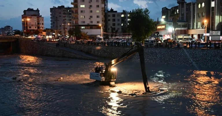 osmaniye-kadirlide-sel-felaketi-bakan-yerlikaya-son-durumu-paylasti-Pkz579R5.webp