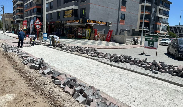 Konya Karatay’da yol çalışmalarına devam